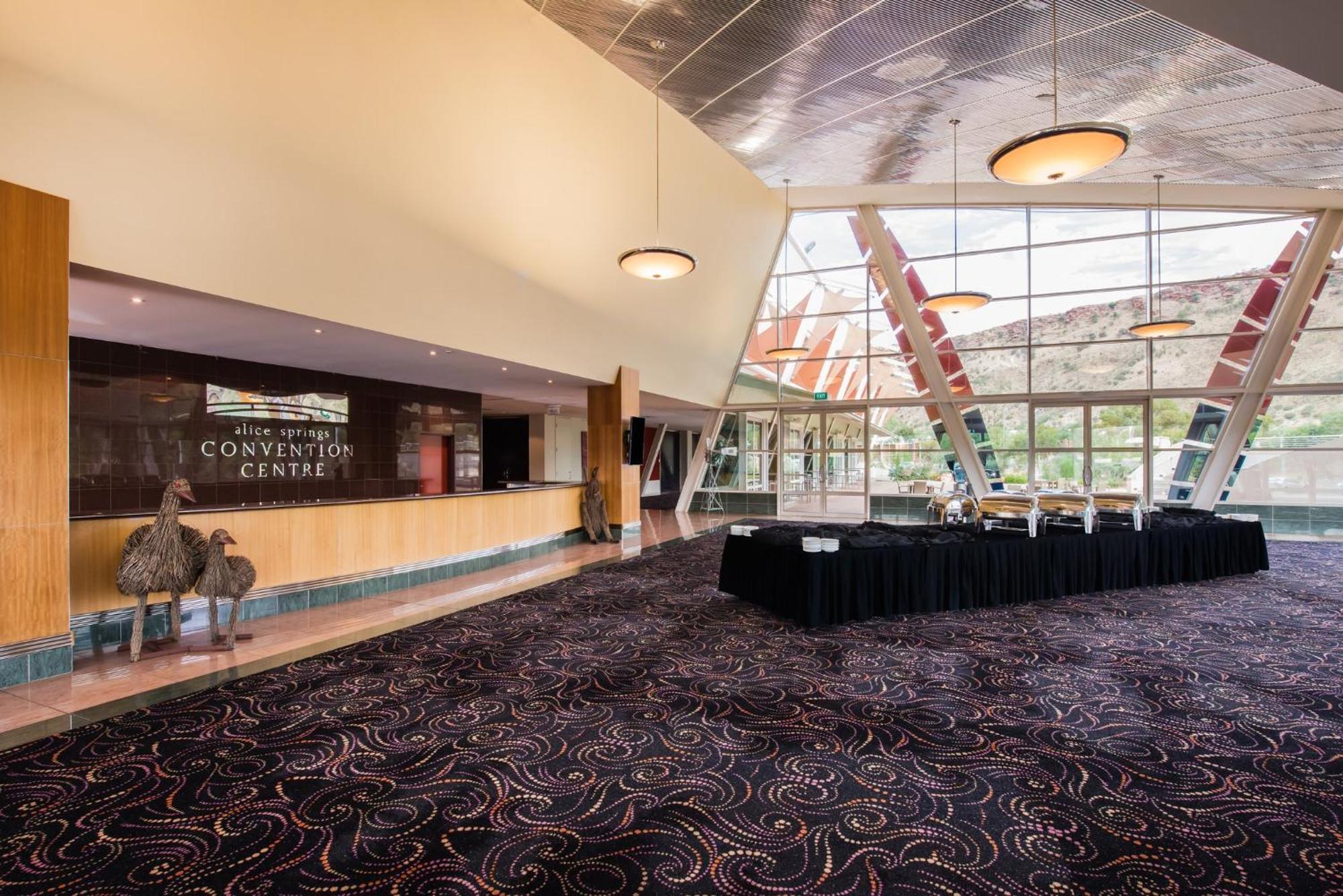 Crowne Plaza Alice Springs Lasseters By Ihg Εξωτερικό φωτογραφία